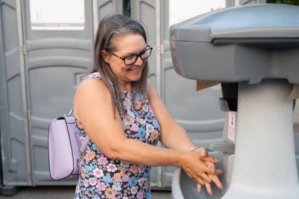 Best Affordable porta potty rental  in Savannah, TN